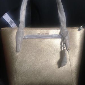 Good Michael Kors purse